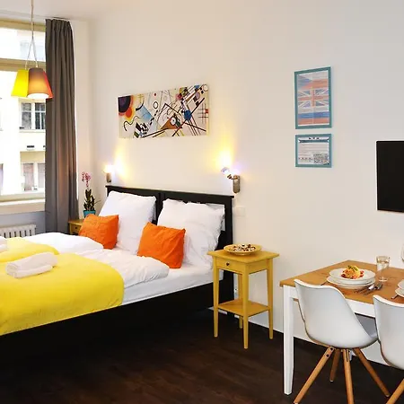 Antoninska Apartment *